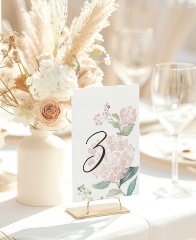 Número da tabela do casamento cor-de-rosa da hortênsia