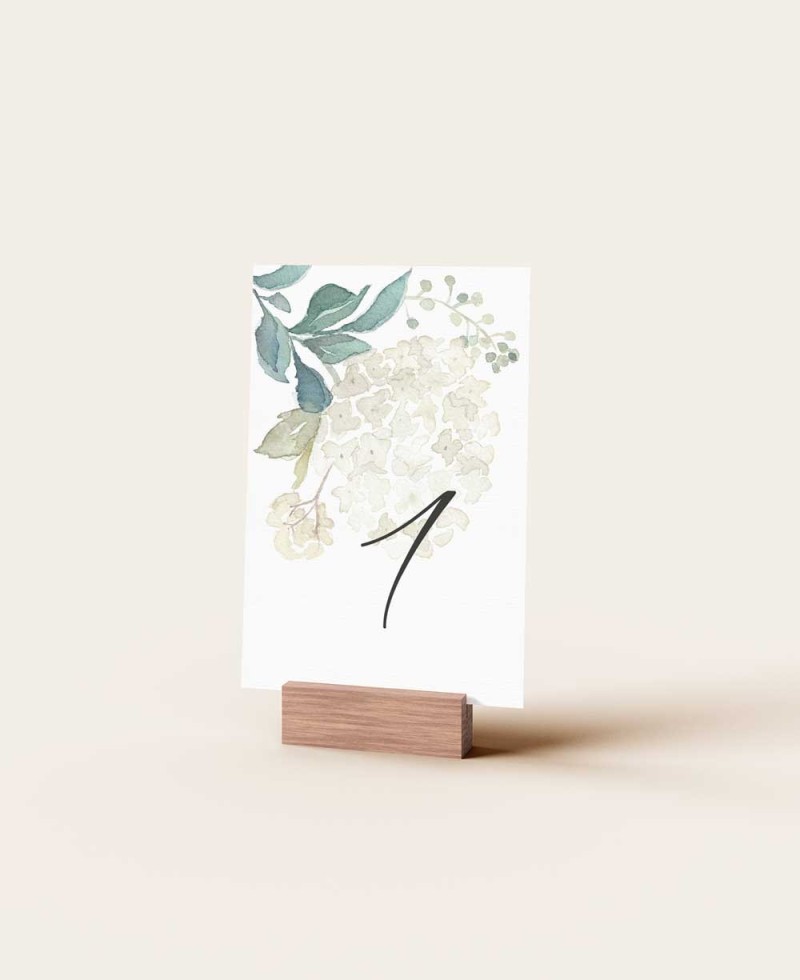 Números de mesa para bodas con hortensias blancas Números de mesa para bodas con hortensias blancas