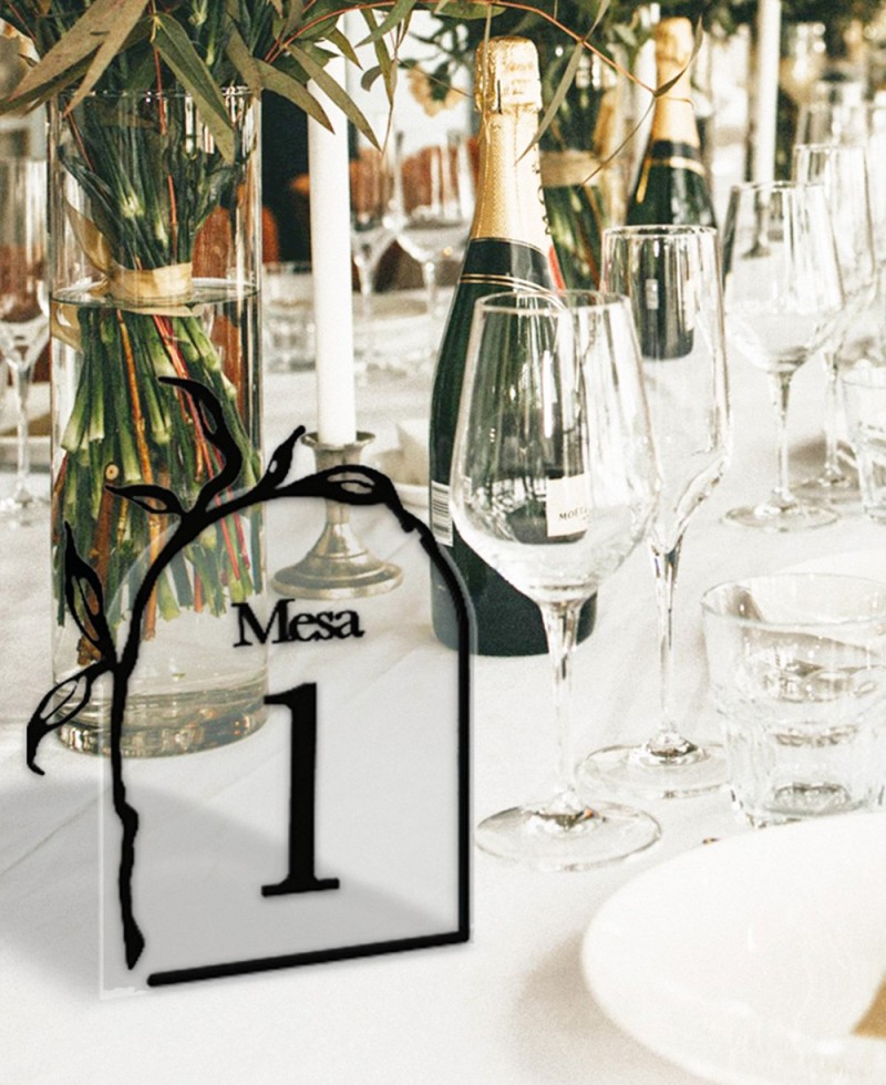 Números de mesa de madera para bodas con olivo Números de mesa de madera para bodas con olivo