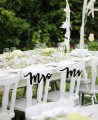 Cartel decorativo para sillas mr mrs lettering