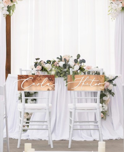 Decoración de boda para sillas nombres personalizados