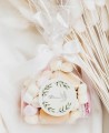 Round adhesive for olive communions
