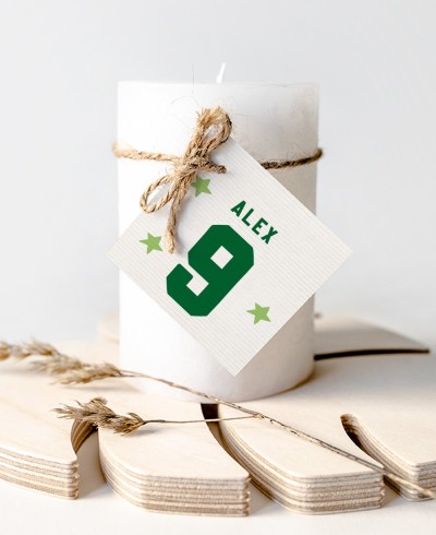 Etiquetas quadradas do aniversário do futebol