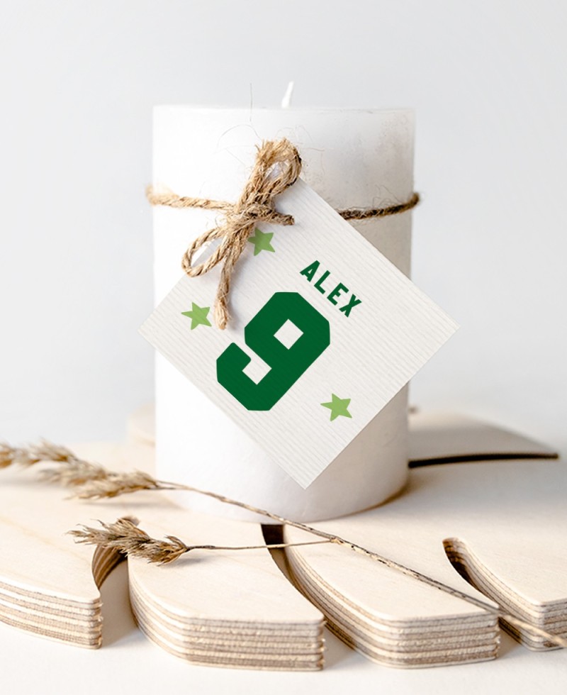 Etiquetas quadradas do aniversário do futebol