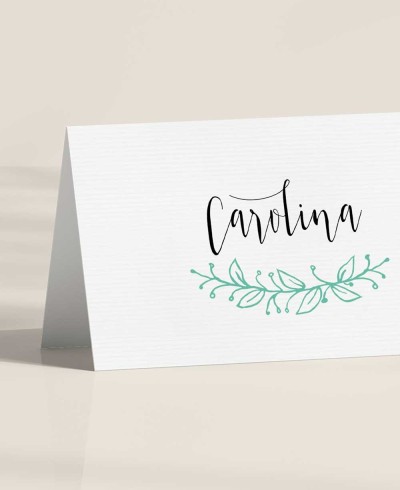 Zoom puesto de mesa de boda con ramillete olivo