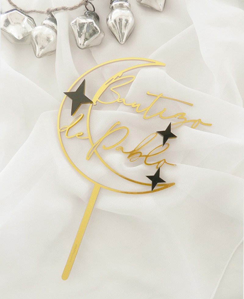 Vista superior cake topper luna para bautizos Vista superior cake topper luna para bautizos