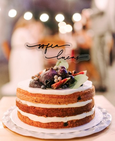Vue d’ensemble cake topper personnalisé avec des noms