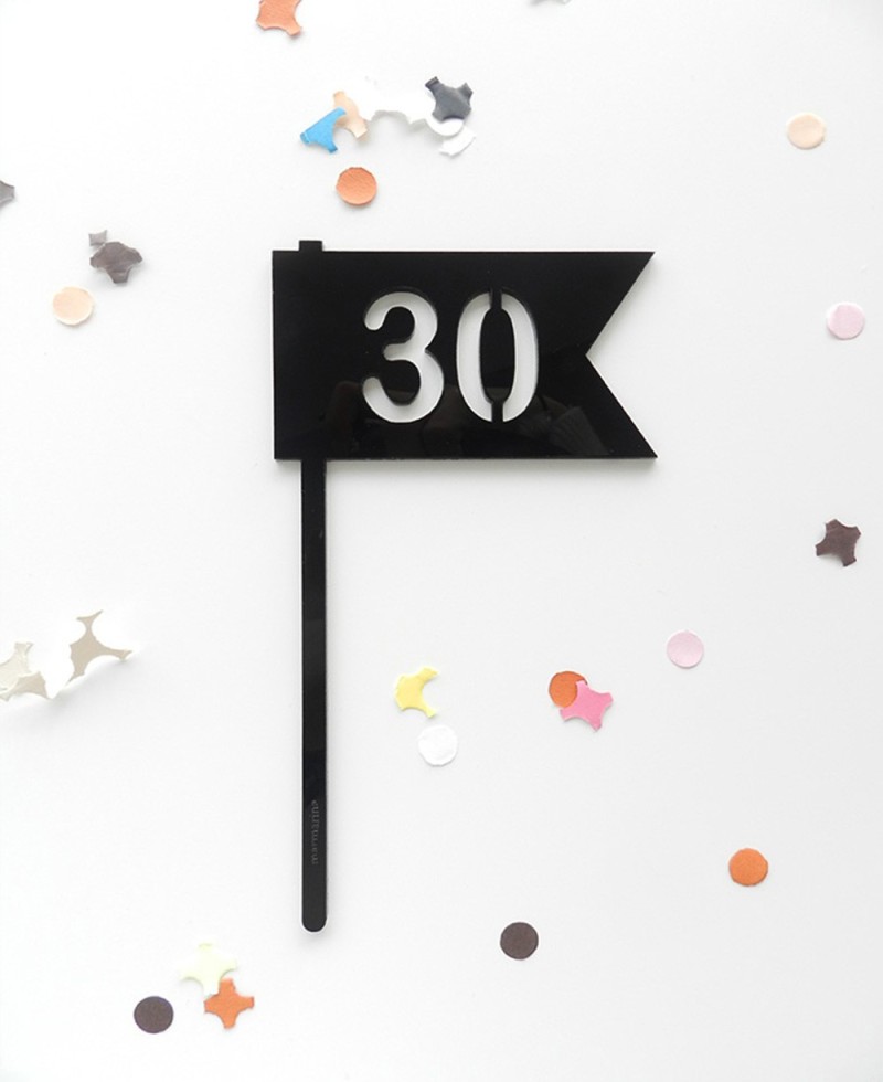 Vue de dessus cake topper pour l’anniversaire Vue de dessus cake topper pour l’anniversaire