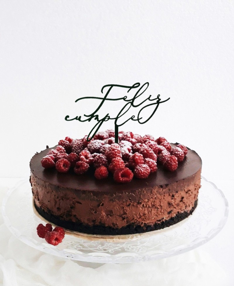 Zusammensetzung Tortenaufleger zum Geburtstag mit Kuchen Zusammensetzung Tortenaufleger zum Geburtstag mit Kuchen