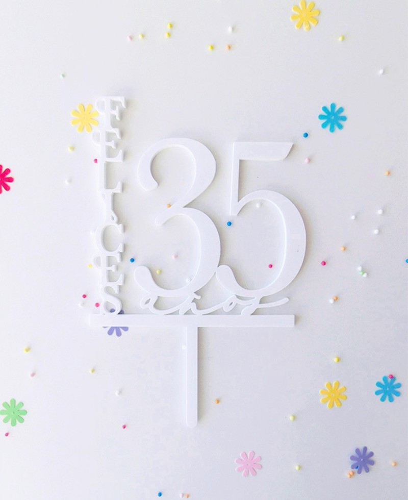 Draufsicht Tortenaufleger zum Geburtstag Draufsicht Tortenaufleger zum Geburtstag