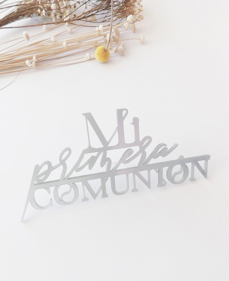 Vista frontal cake topper de comunión Vista frontal cake topper de comunión