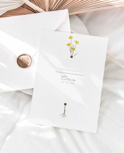 Invito al battesimo con fiore minimo
