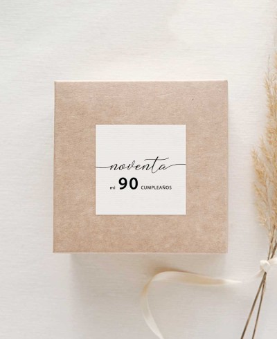 Pegatinas cuadradas para regalos de cumpleaños caligráfica