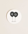 Sticker redondo para cumpleaños globos