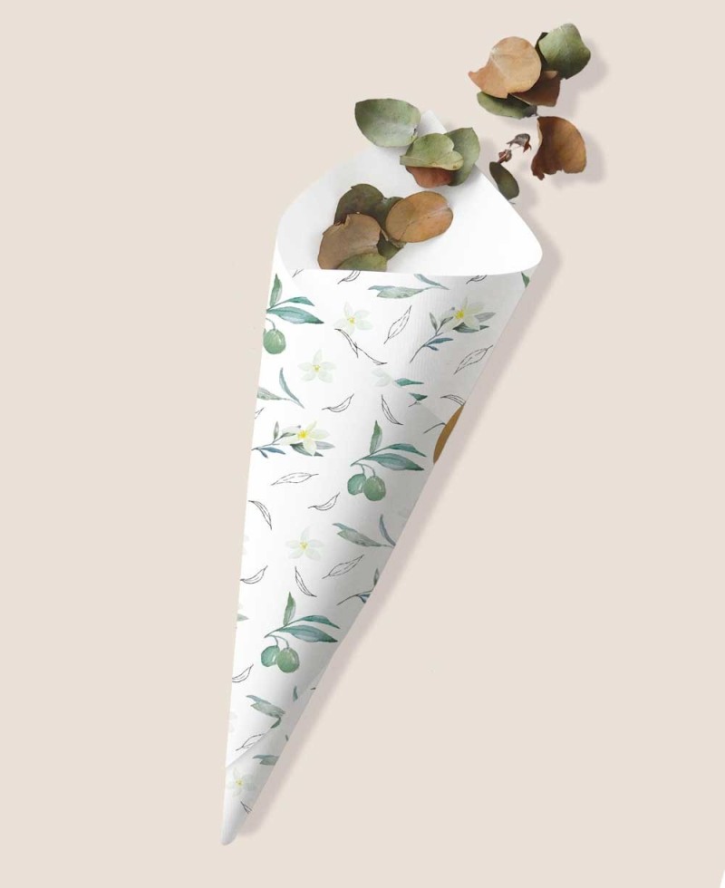 Cones de pétalas para casamentos de oliveira e flor de laranjeira Cones de pétalas para casamentos de oliveira e flor de laranjeira