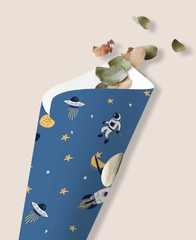 Conos para gominolas detalle cumpleaños cielo espacio