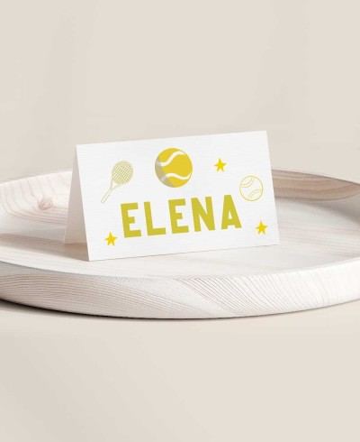 Station de table pliée pour les anniversaires sportifs