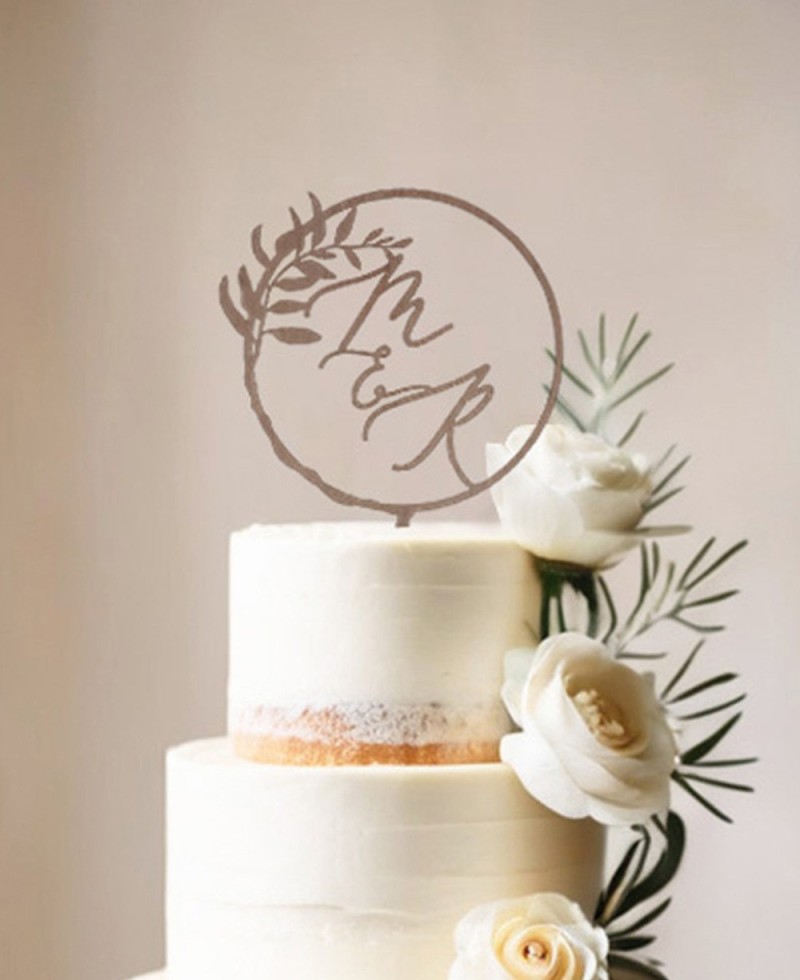 Zoom Frontansicht Figur für erste Hochzeitstorten Zoom Frontansicht Figur für erste Hochzeitstorten