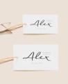 Tailles : étiquettes rectangulaires, baptême, typographie, marguerites