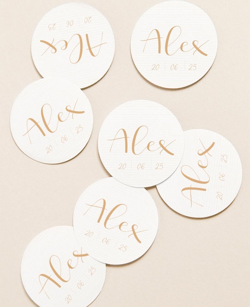 Étiquettes circulaires pour cadeaux de baptême aquarelle classique Étiquettes circulaires pour cadeaux de baptême aquarelle classique