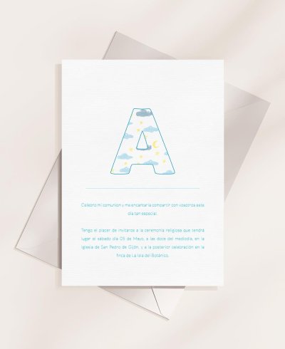 Invitaciones para la primera comunión bonitas inicial nubes