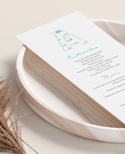 Menu Zoom pour la première communion élégante initiale ciel