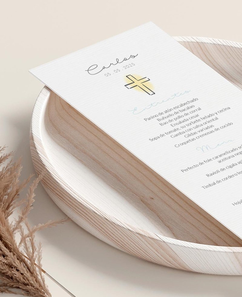 Menu zoom per elegante ragazzo della prima comunione Menu zoom per elegante ragazzo della prima comunione