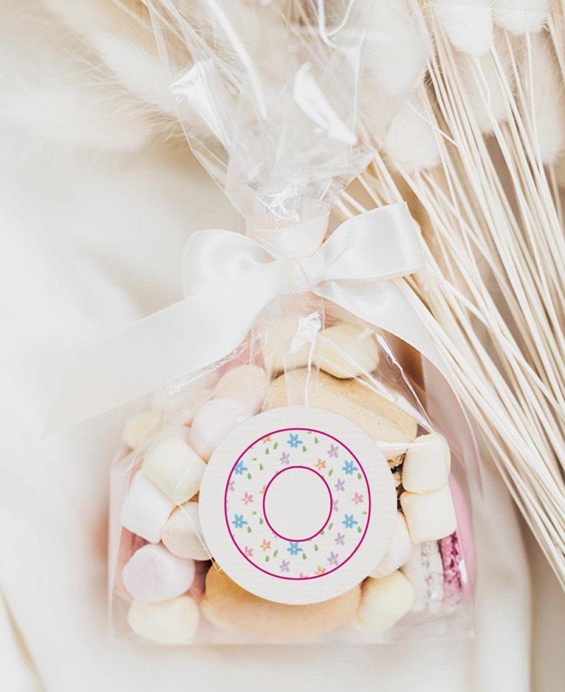 Round adhesive for communions initial flowers Round adhesive for communions initial flowers