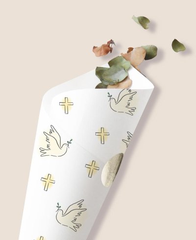 Cornets de bonbons avec détail de première communion colombe
