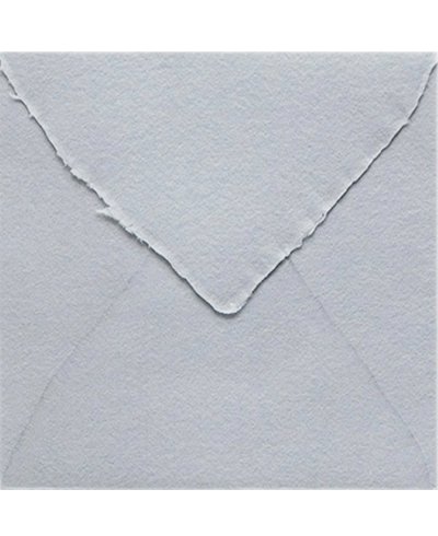 Enveloppe carrée gris clair faite à la main pour invitations | Marmarina
