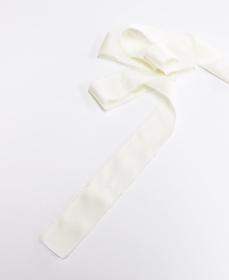 Cinta de seda ancha blanco roto