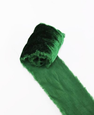 Cintas de terciopelo verdes deshilachadas para ramos