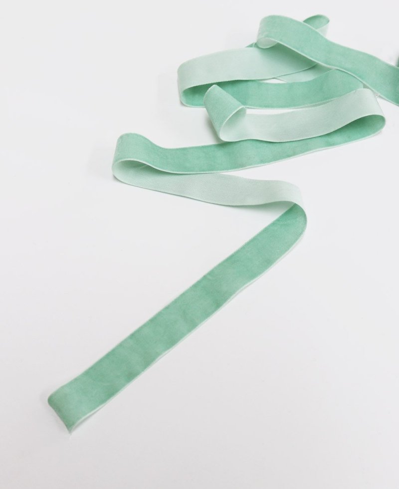 Cintas de terciopelo azul aguamarina para ramos