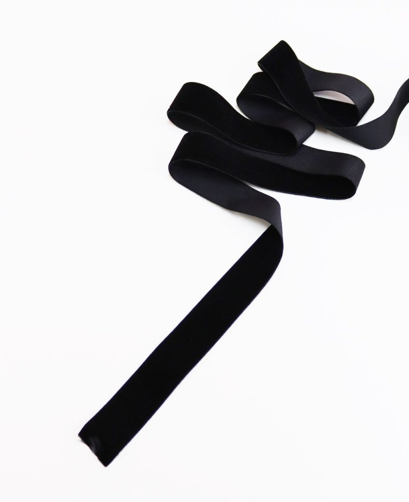 Cintas de terciopelo negras para ramos