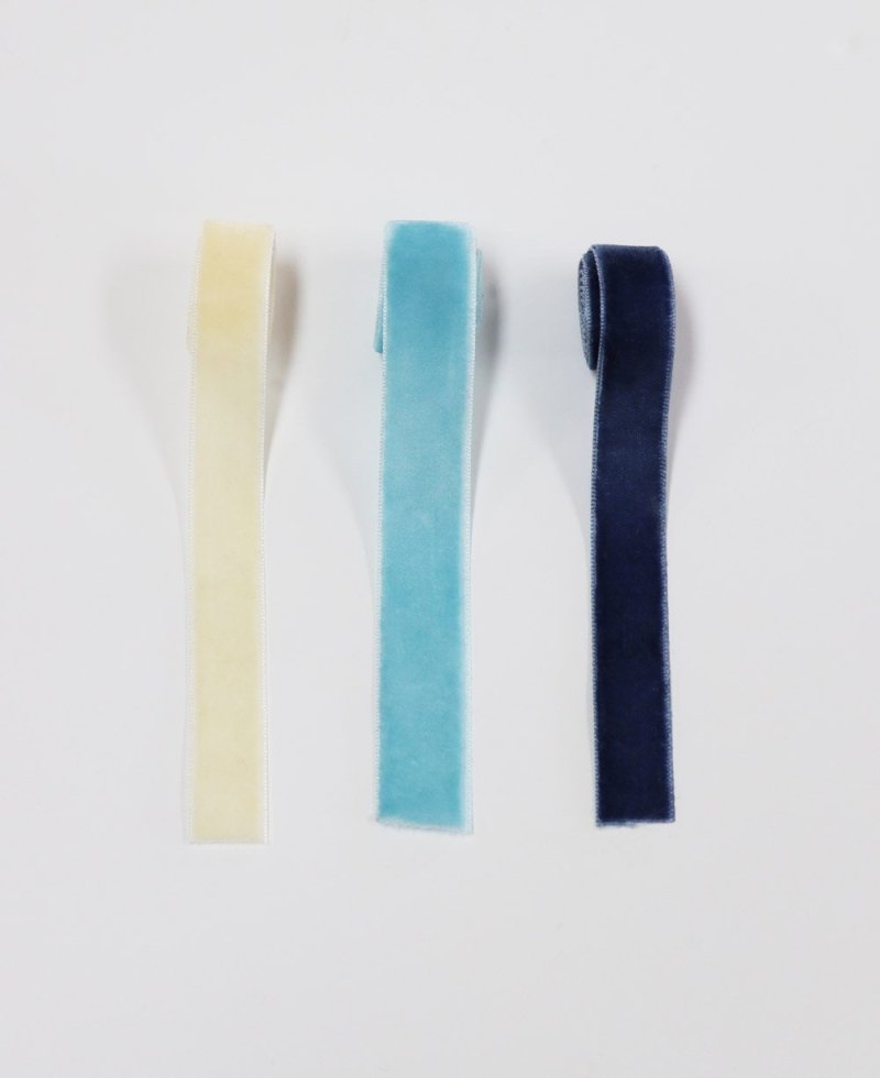 Cintas de terciopelo finas para ramos