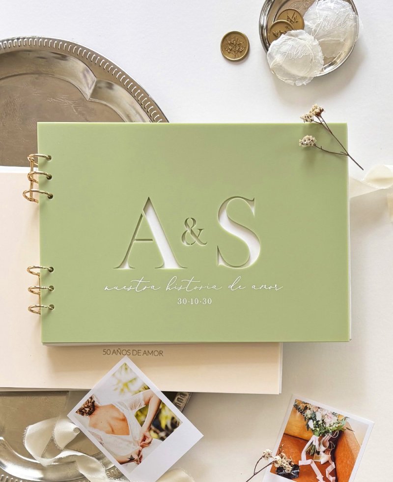 Libro de firmas para boda con iniciales