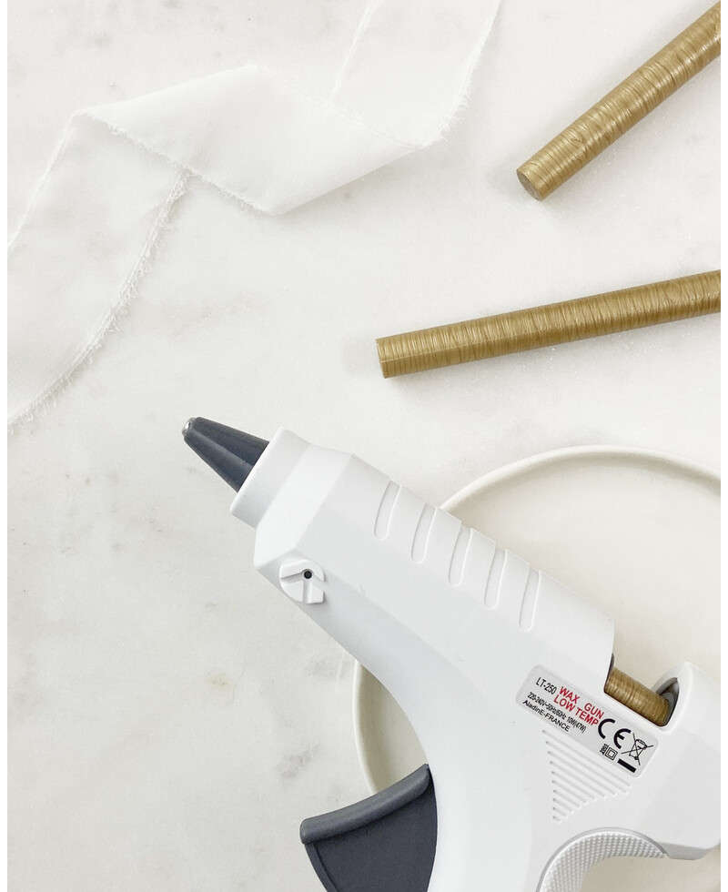 Sealing gun Sealing gun