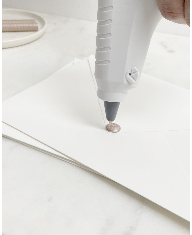 Sealing gun Sealing gun