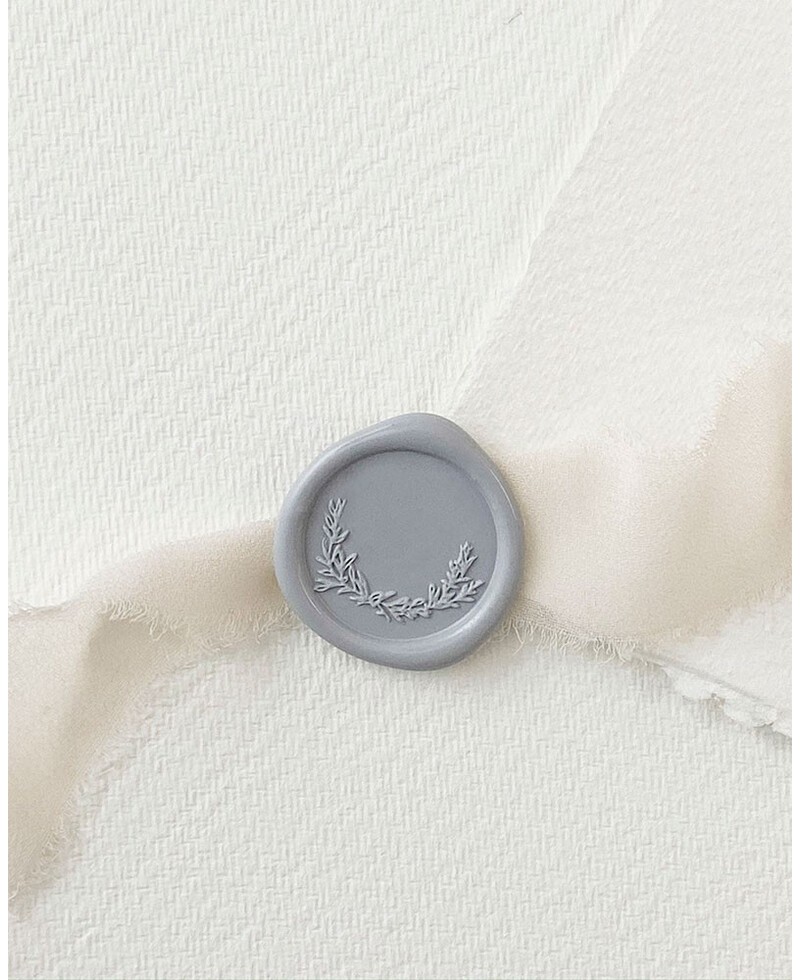 Grey sealing wax