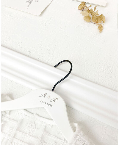 Cintre Blanc Initiales Date Mariages