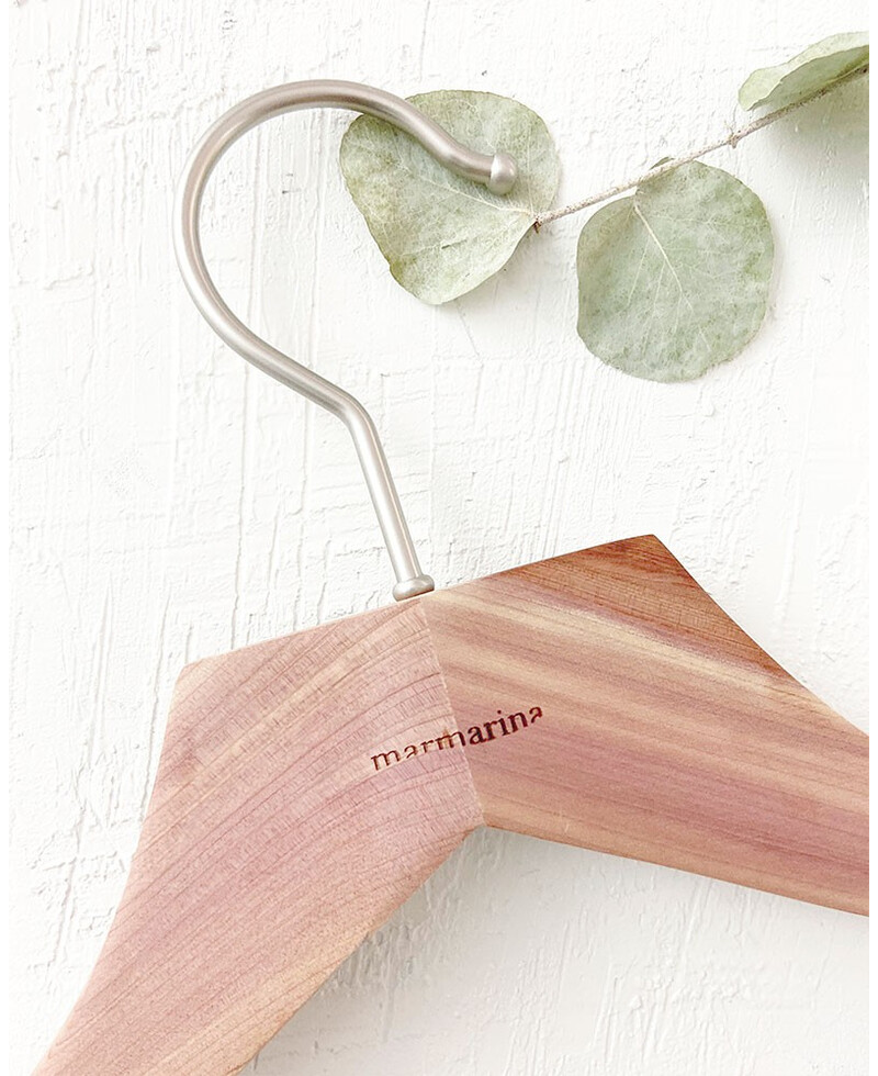 hanger weddings cedar name date hanger weddings cedar name date