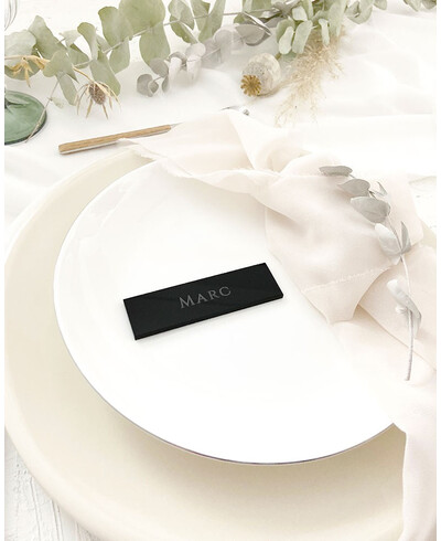 Marcadores de casamento pretos