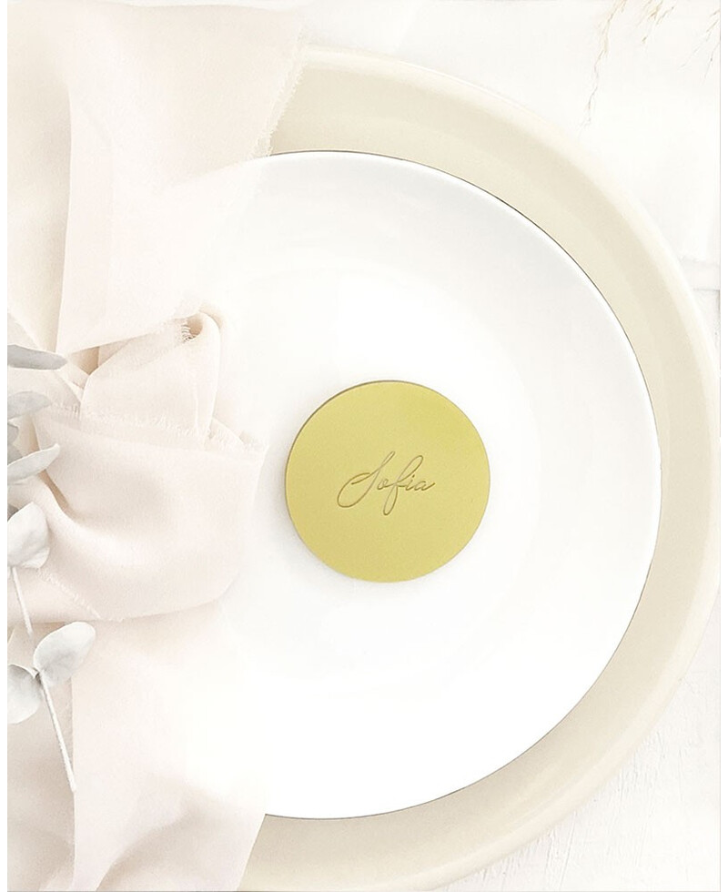 Golden circular wedding placeholder Golden circular wedding placeholder