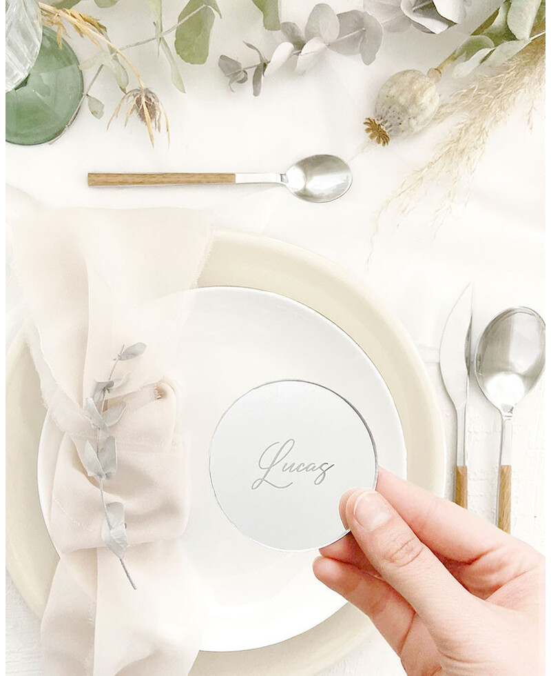 Circular wedding placeholder Circular wedding placeholder