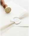 Sealing seal crown design leaves