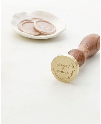 Custom sealing seal