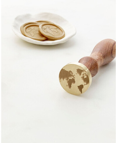 Sealing seals