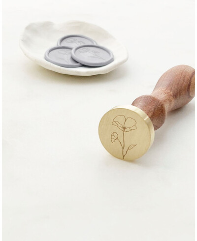 Flower sealing seals