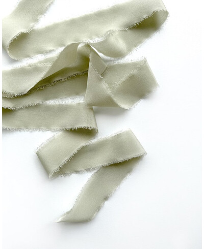 Ruban de soie naturelle vert olive
