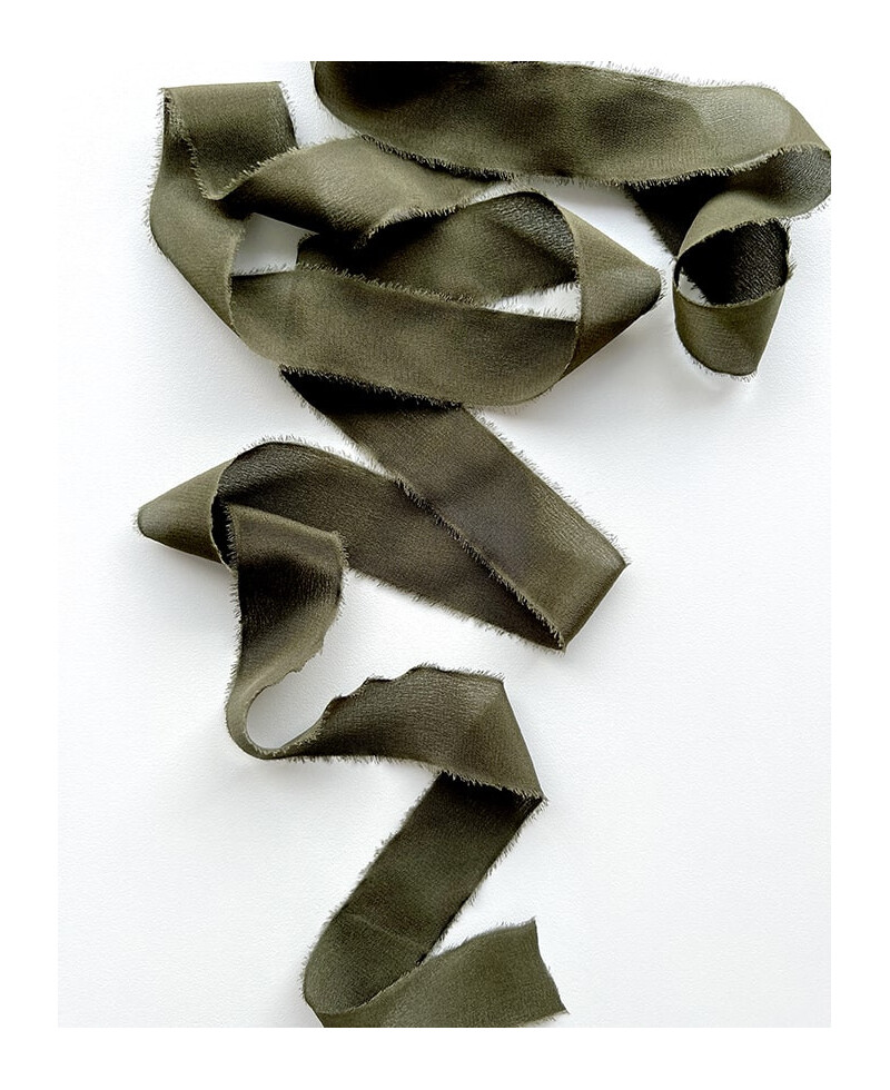 Dark green silk ribbon Dark green silk ribbon